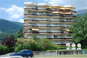 t3 à la location -   38240  MEYLAN, surface 85 m2 location t3 - UBI481030202
